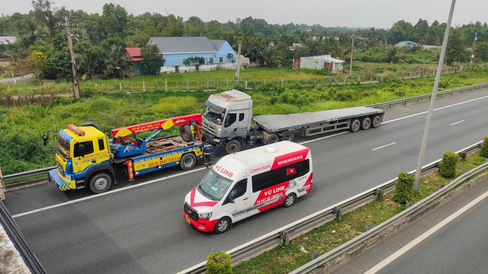 đội xe cứu hộ cao tốc miền nam