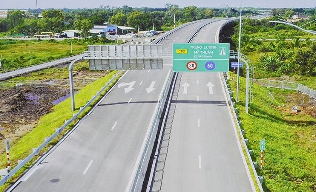 cứu hộ cao tốc mỹ thuận